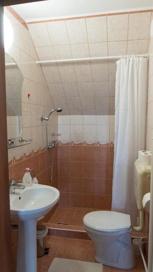 Rita-Vár Szálláshely Nyíregyháza Exterior foto